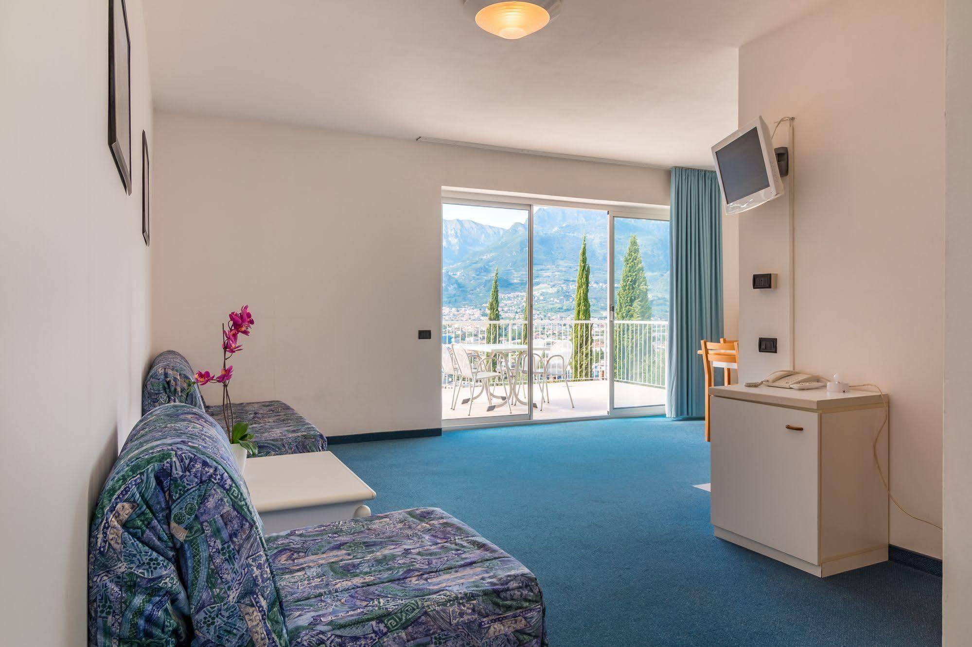 Residence Marina Riva del Garda Exterior foto
